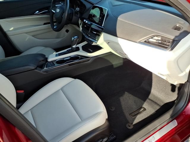 2024 Cadillac CT4 Luxury