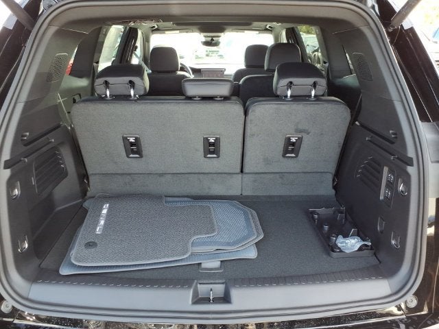 2027 GMC Acadia Denali