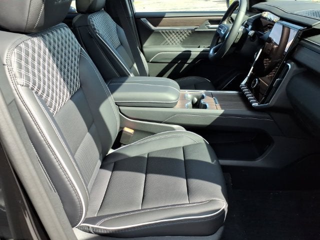 2027 GMC Acadia Denali