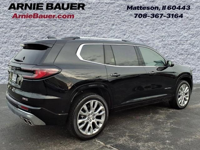 2024 GMC Acadia Denali