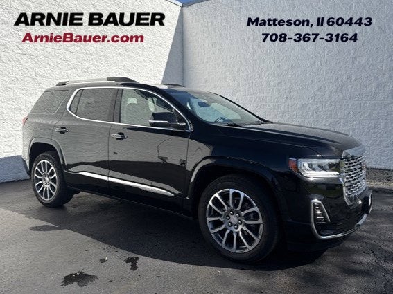 2023 GMC Acadia Denali