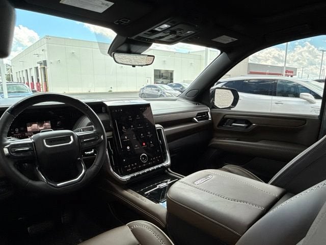 2025 GMC Yukon Denali Ultimate