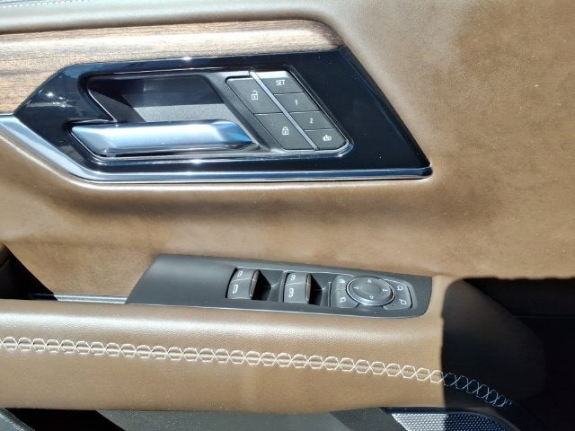 2025 GMC Yukon Denali Ultimate
