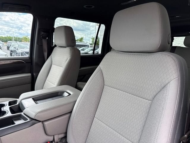 2022 GMC Yukon XL SLE