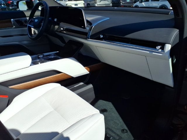 2026 Cadillac VISTIQ Sport