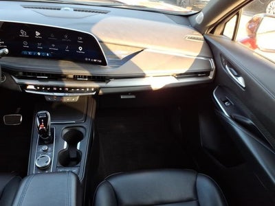 2025 Cadillac XT4 Sport