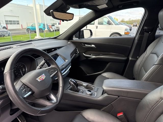 2023 Cadillac XT4 Sport