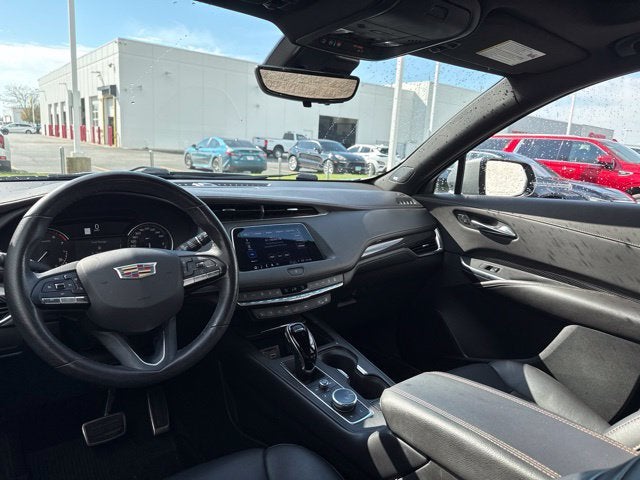 2023 Cadillac XT4 AWD Sport