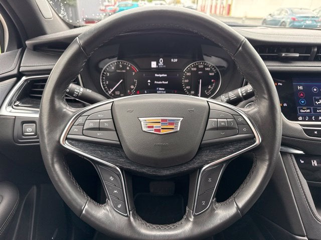 2023 Cadillac XT5 FWD Premium Luxury