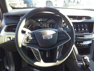 2025 Cadillac XT5 Sport