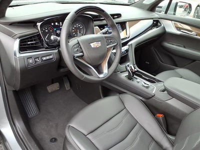 2025 Cadillac XT6 Premium Luxury