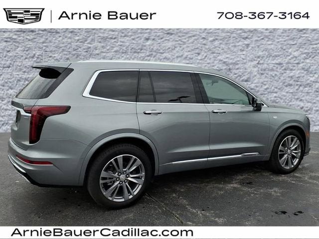2025 Cadillac XT6 Premium Luxury