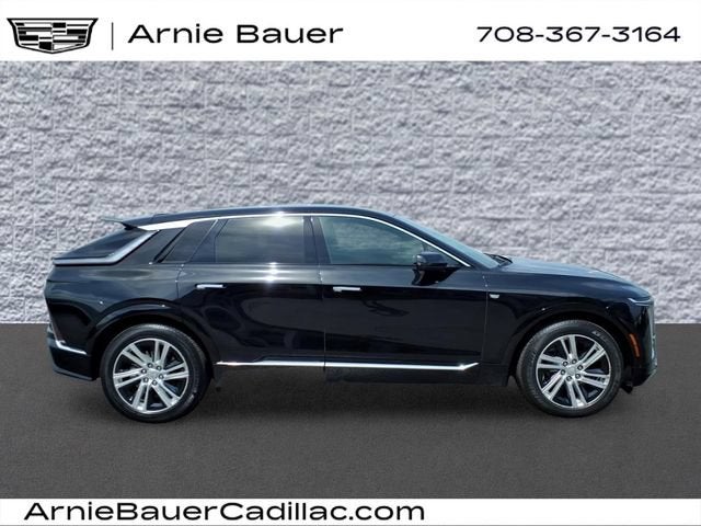 2024 Cadillac LYRIQ Tech