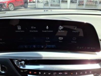 2025 Cadillac LYRIQ Luxury 1