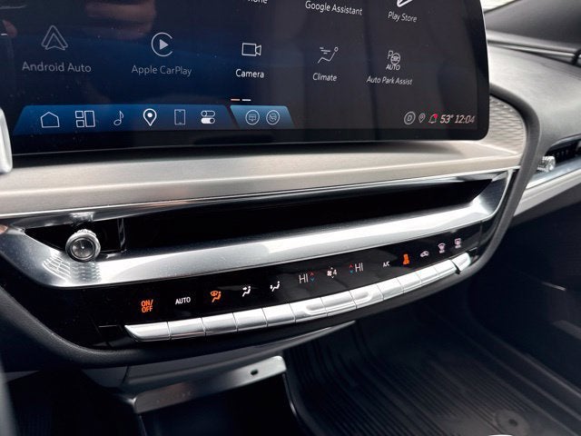 2024 Cadillac LYRIQ Luxury 1