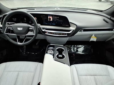 2024 Cadillac LYRIQ Luxury 1