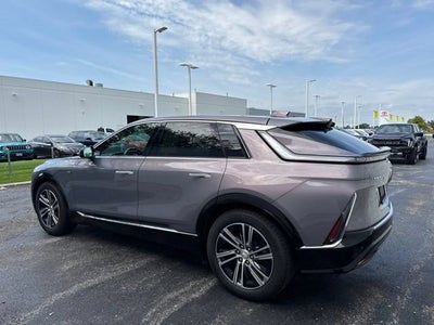 2024 Cadillac LYRIQ Luxury 2
