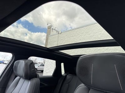 2025 Cadillac LYRIQ Luxury 3