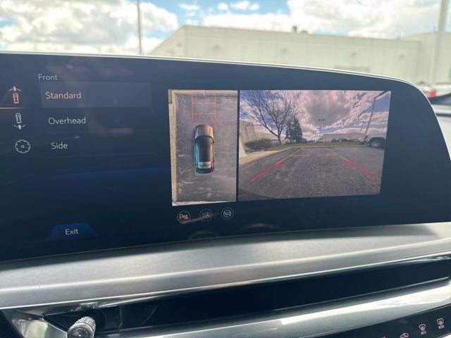 2025 Cadillac LYRIQ Luxury 3