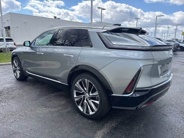 2025 Cadillac LYRIQ Luxury 3