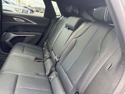 2025 Cadillac LYRIQ Luxury 3