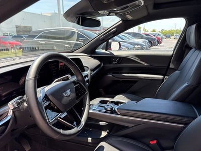 2024 Cadillac LYRIQ Sport 1