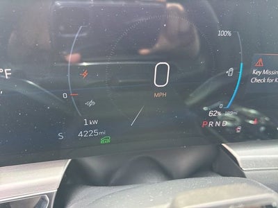 2025 Cadillac LYRIQ Luxury 3