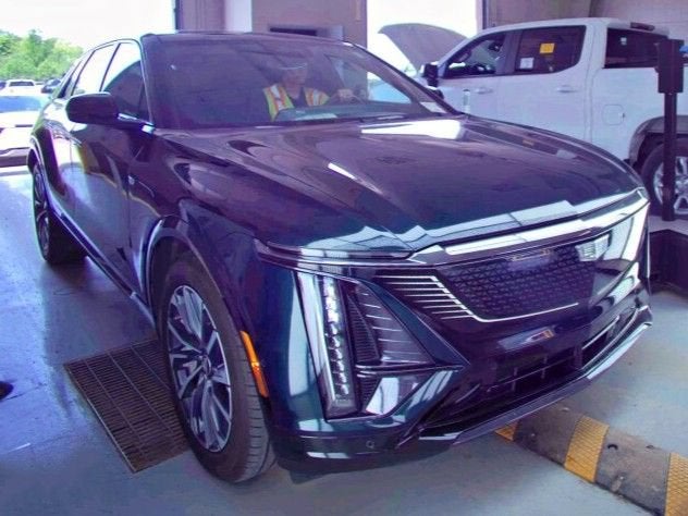 2024 Cadillac LYRIQ Sport 1