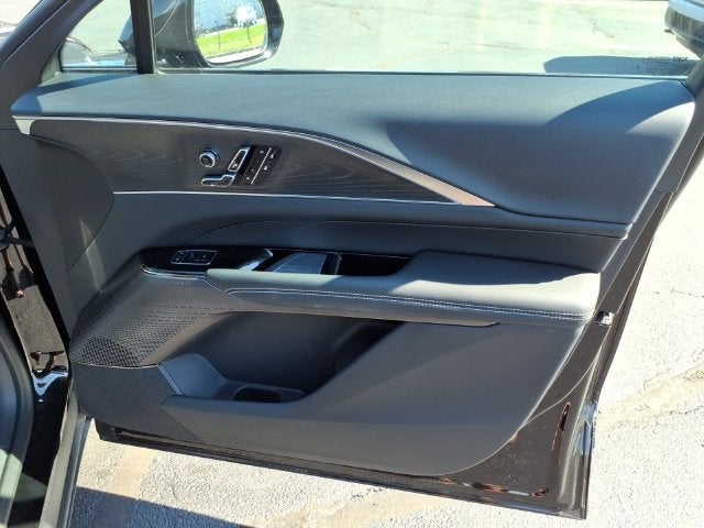 2025 Cadillac LYRIQ Sport 1