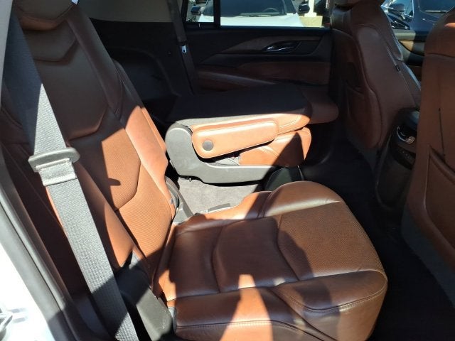 2018 Cadillac Escalade Luxury