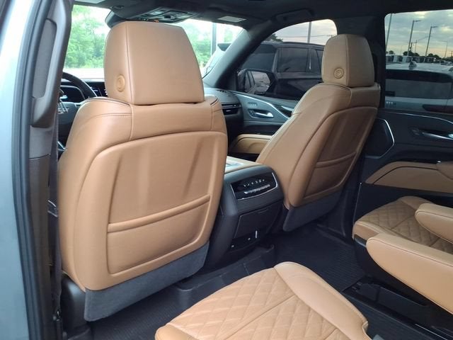 2024 Cadillac Escalade Sport