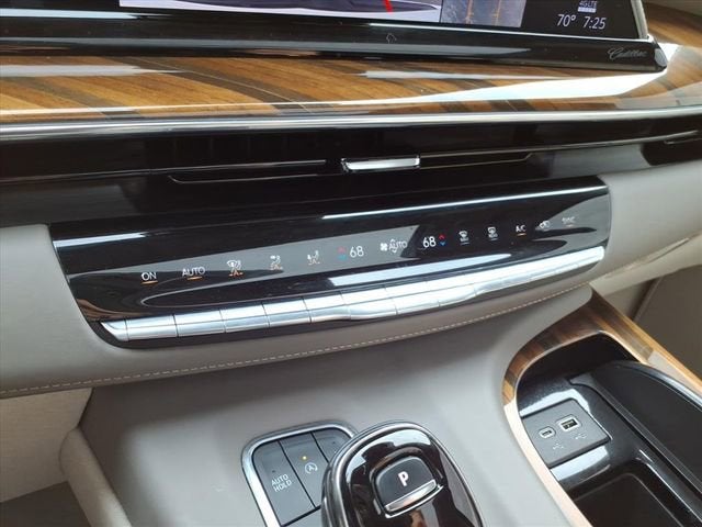 2024 Cadillac Escalade Sport Platinum