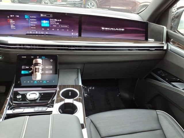 2025 Cadillac Escalade Premium Luxury