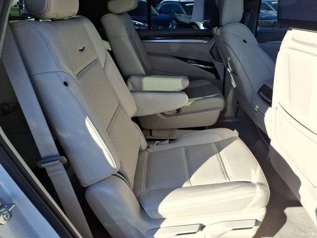 2025 Cadillac Escalade Sport Platinum