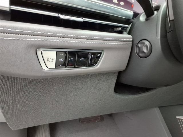 2025 Cadillac ESCALADE IQ Luxury 1