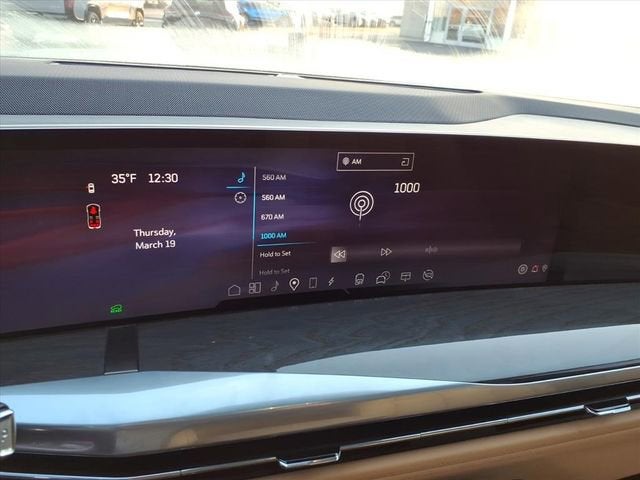 2025 Cadillac ESCALADE IQ Sport 2