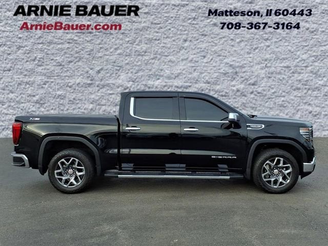 2024 GMC Sierra 1500 SLT