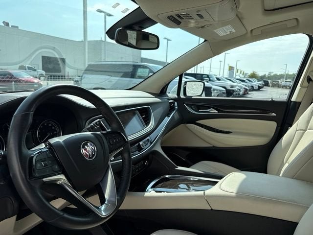 2023 Buick Enclave Essence