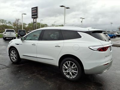 2024 Buick Enclave Essence