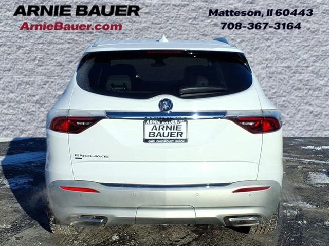 2024 Buick Enclave Essence
