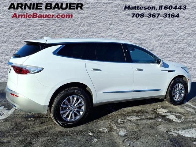 2024 Buick Enclave Essence