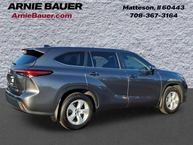 2023 Toyota Highlander L