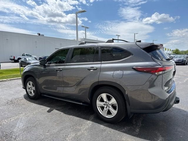 2024 Toyota Highlander LE