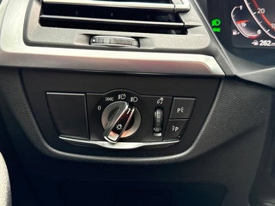 2024 BMW X4 xDrive30i