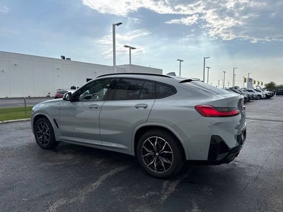 2024 BMW X4 xDrive30i