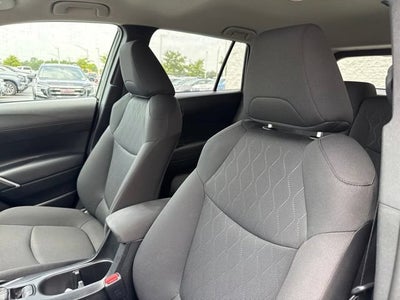 2024 Toyota Corolla Cross LE