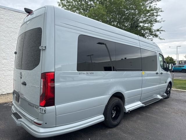 2025 Mercedes-Benz Sprinter Cargo Van 907 (VS30)