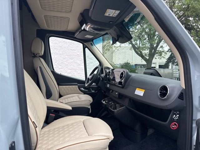 2025 Mercedes-Benz Sprinter Cargo Van 907 (VS30)