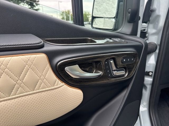 2025 Mercedes-Benz Sprinter Cargo Van 907 (VS30)
