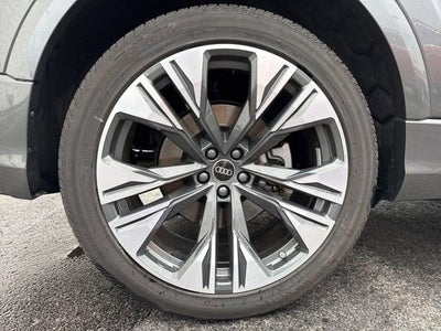 2024 Audi Q8 Premium Plus